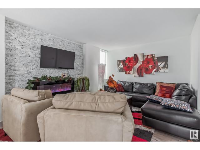 1105 - 10160 115 St Nw, Condo with 2 bedrooms, 1 bathrooms and null parking in Edmonton AB | Image 16