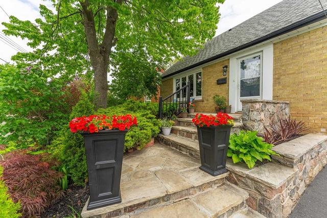 5 Ashdean Dr, House detached with 3 bedrooms, 3 bathrooms and 4 parking in Toronto ON | Image 24