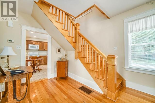 133 Pleasant Street, House detached with 4 bedrooms, 1 bathrooms and null parking in Mahone Bay NS | Image 15