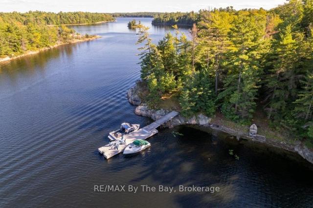 23212 Georgian Bay Shore, House detached with 3 bedrooms, 2 bathrooms and 0 parking in Georgian Bay ON | Image 34