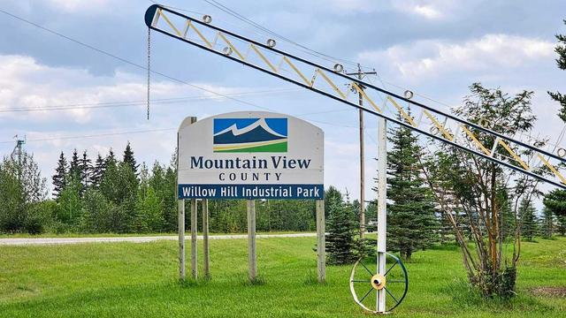 1200 Highway 584, Home with 0 bedrooms, 0 bathrooms and null parking in Sundre AB | Image 25