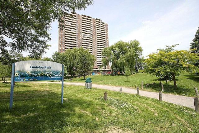 2203 - 3390 Weston Rd, Condo with 2 bedrooms, 1 bathrooms and 1 parking in Toronto ON | Image 17