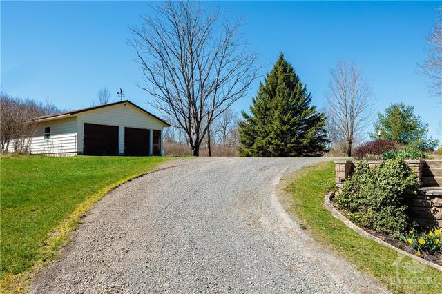 420 Hartsgravel Road, House detached with 3 bedrooms, 3 bathrooms and 10 parking in Rideau Lakes ON | Image 22
