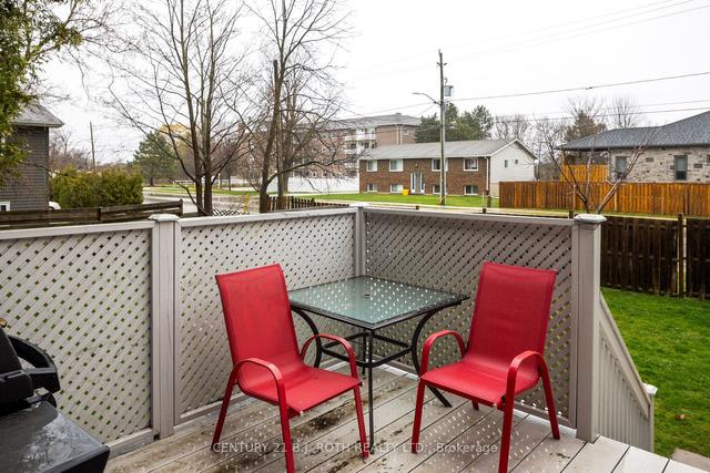 890 17th St E, House detached with 2 bedrooms, 1 bathrooms and 2 parking in Owen Sound ON | Image 16