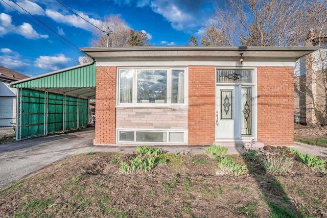 main - 47 Falaise Rd, House detached with 3 bedrooms, 1 bathrooms and 2 parking in Toronto ON | Image 1