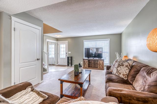 38 New Brighton Green Se, House detached with 3 bedrooms, 3 bathrooms and 2 parking in Calgary AB | Image 7