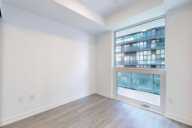 606 - 39 Roehampton Ave, Condo with 2 bedrooms, 2 bathrooms and 0 parking in Toronto ON | Image 9