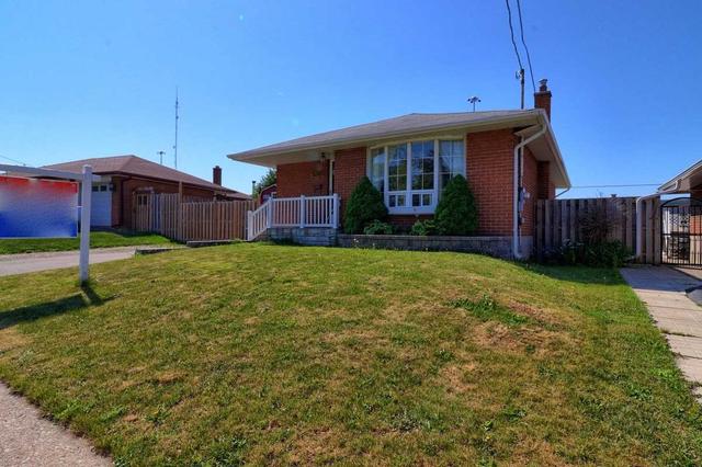 1028 Mccullough Dr, House detached with 3 bedrooms, 2 bathrooms and 3 parking in Whitby ON | Image 21