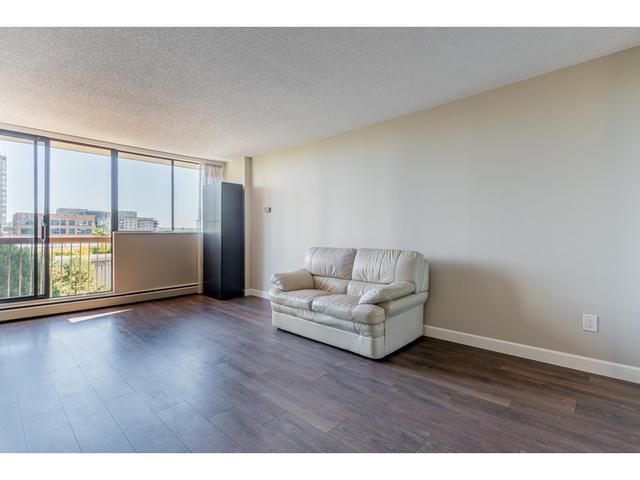 705 - 620 Seventh Avenue, Condo with 2 bedrooms, 2 bathrooms and null parking in New Westminster BC | Card Image
