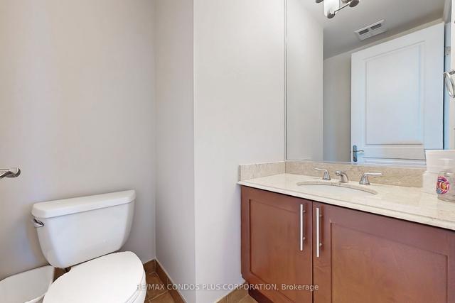 4202 - 761 Bay St, Condo with 2 bedrooms, 3 bathrooms and 1 parking in Toronto ON | Image 25