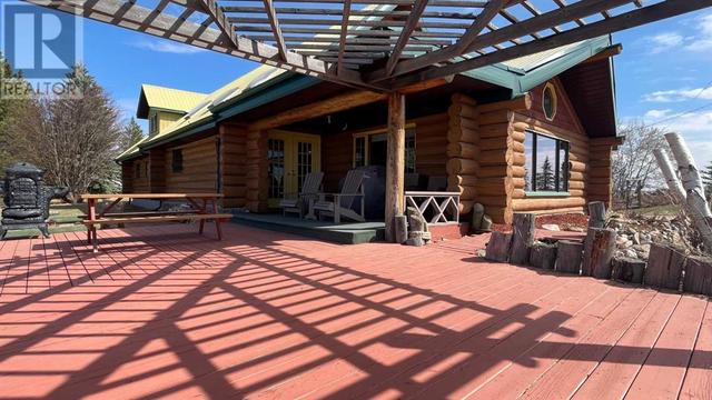 Large 31' X 16' deck plus 16' X 8' covered deck! | Image 41