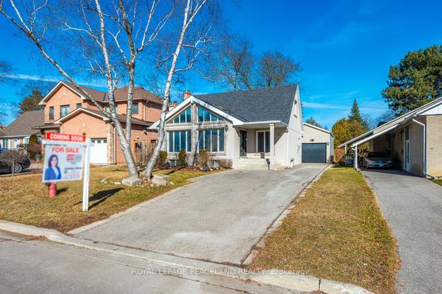 20 Broadleaf Rd, House detached with 3 bedrooms, 3 bathrooms and 7 parking in Toronto ON | Image 26