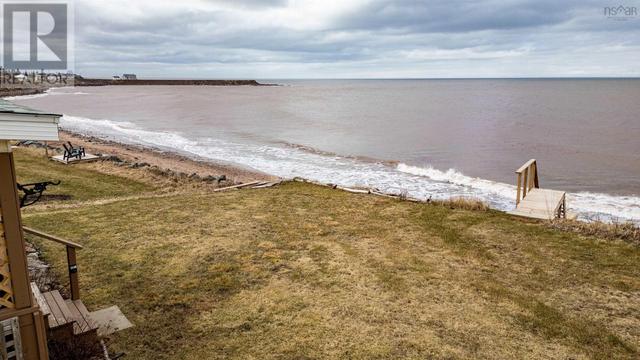 23 Oceanview Road, House detached with 2 bedrooms, 1 bathrooms and null parking in Pictou, Subd. A NS | Image 4