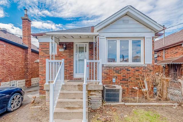 1792 Keele St, House detached with 2 bedrooms, 2 bathrooms and 3 parking in Toronto ON | Image 1