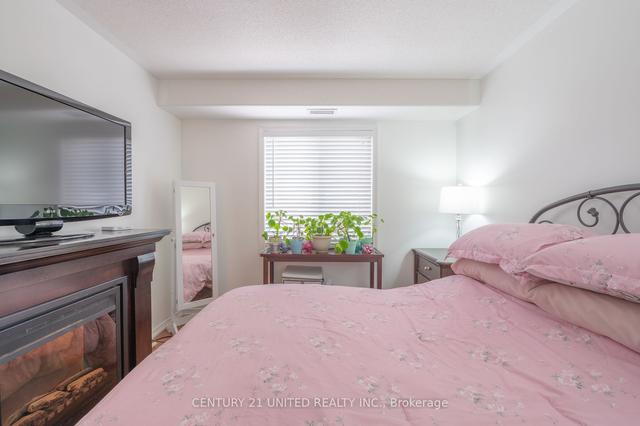 304 - 300 Spillsbury Dr, Condo with 2 bedrooms, 1 bathrooms and 1 parking in Peterborough ON | Image 9