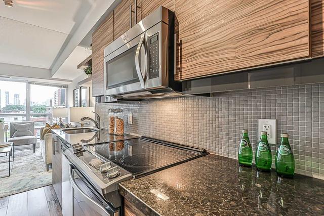 717 - 400 Adelaide St E, Condo with 2 bedrooms, 2 bathrooms and 1 parking in Toronto ON | Image 17