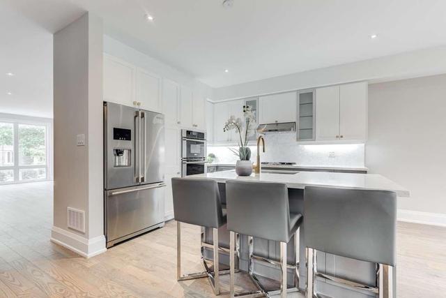 35 Marquette Ave, House semidetached with 4 bedrooms, 4 bathrooms and 2 parking in Toronto ON | Image 9