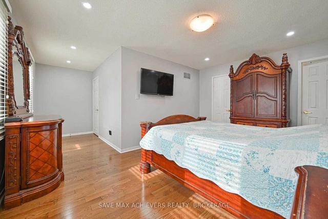 24 Burt Dr, House detached with 3 bedrooms, 3 bathrooms and 6 parking in Brampton ON | Image 21