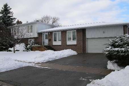 863 Lexicon Dr, House detached with 4 bedrooms, 2 bathrooms and 2 parking in Mississauga ON | Image 1
