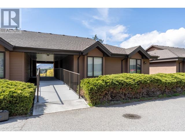 2220 Golf Course Drive, House attached with 2 bedrooms, 2 bathrooms and 2 parking in West Kelowna BC | Image 20