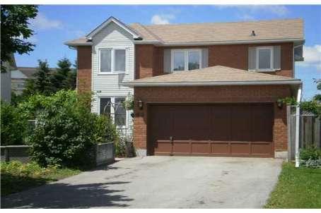 60 O'shaughnessy Cres, House detached with 3 bedrooms, 3 bathrooms and 4 parking in Barrie ON | Image 1
