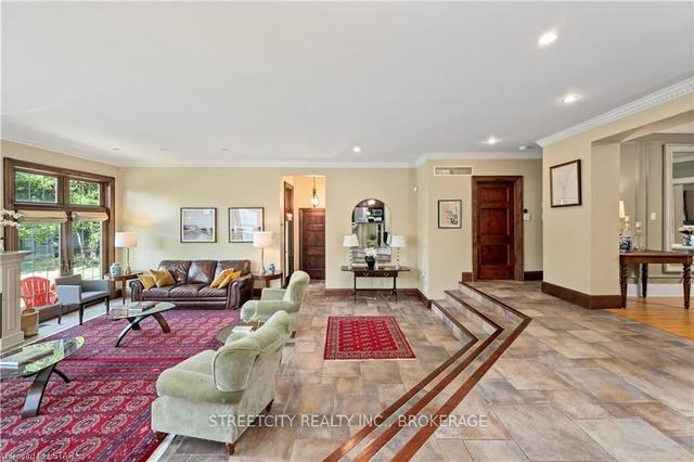 1185 Richmond St, House detached with 6 bedrooms, 0 bathrooms and 11 parking in London ON | Image 7