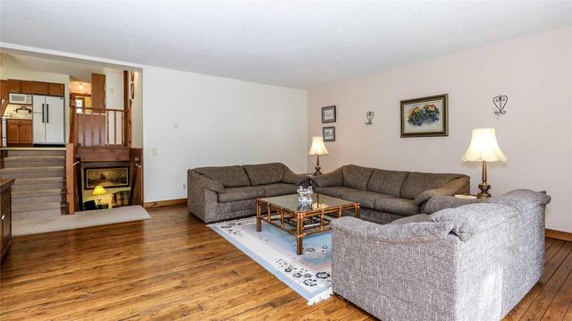 14 Elizabeth Dr, House detached with 3 bedrooms, 1 bathrooms and 8 parking in Wasaga Beach ON | Image 14