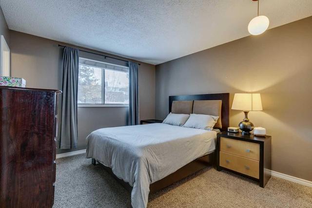 404 Queensland Road Se, House detached with 4 bedrooms, 2 bathrooms and 2 parking in Calgary AB | Image 13