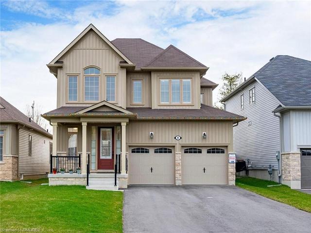4 Hennessey Cres Crescent, House detached with 4 bedrooms, 3 bathrooms and 6 parking in Kawartha Lakes ON | Image 1