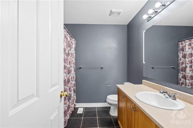 150 Rustwood Private, Townhouse with 3 bedrooms, 3 bathrooms and 2 parking in Ottawa ON | Image 17