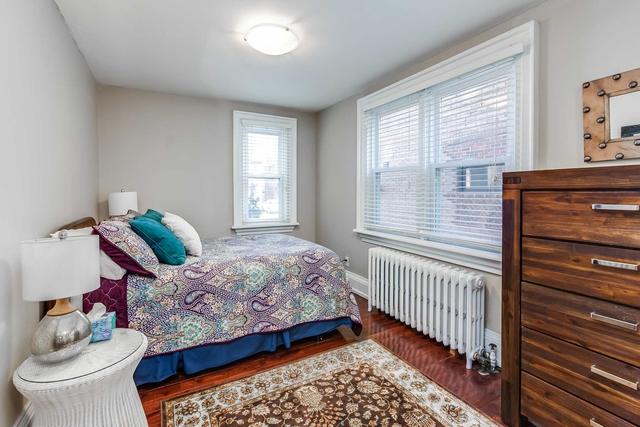 main - 532 Huron St, House detached with 2 bedrooms, 1 bathrooms and 1 parking in Toronto ON | Image 26