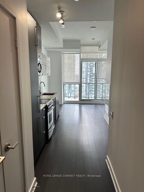2302 - 290 Adelaide St, Condo with 1 bedrooms, 1 bathrooms and 0 parking in Toronto ON | Image 16