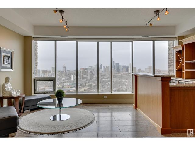 1900 - 10035 Saskatchewan Dr Nw, Condo with 3 bedrooms, 4 bathrooms and 5 parking in Edmonton AB | Image 15
