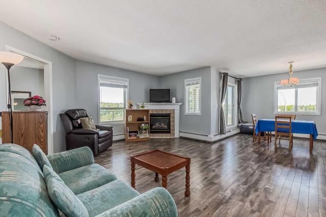 402 - 260 Shawville Way Se, Condo with 2 bedrooms, 2 bathrooms and 2 parking in Calgary AB | Image 3