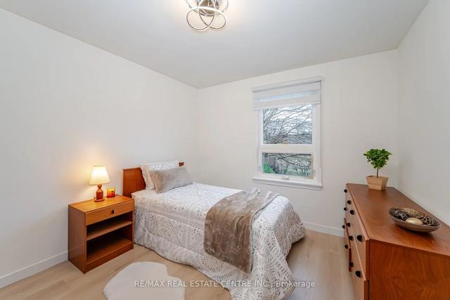 43 Coney Rd, House detached with 3 bedrooms, 2 bathrooms and 3 parking in Toronto ON | Image 14