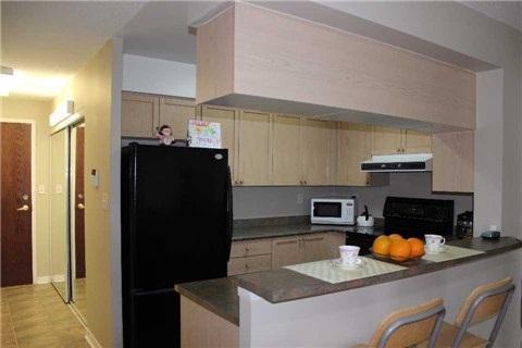 901 - 39 Oneida Cres, Condo with 1 bedrooms, 1 bathrooms and 1 parking in Richmond Hill ON | Image 3