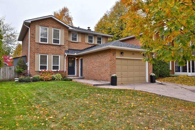 128 Speyside Dr, House detached with 3 bedrooms, 3 bathrooms and 3 parking in Oakville ON | Image 12