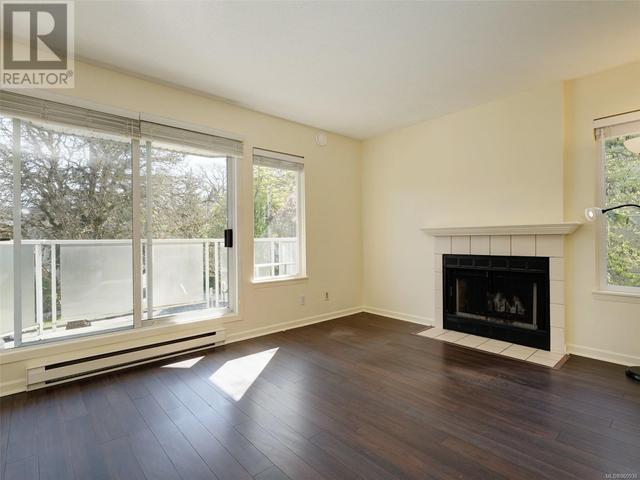 314 - 2520 Wark St, Condo with 2 bedrooms, 2 bathrooms and 1 parking in Victoria BC | Image 2