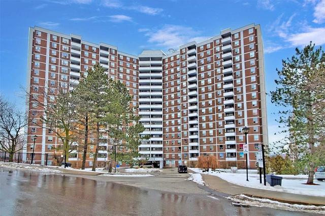 919 - 10 Edgecliff Gfwy, Condo with 3 bedrooms, 2 bathrooms and 1 parking in Toronto ON | Image 34