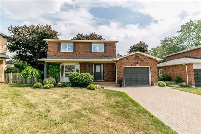 772 Ajyn Crt, House detached with 3 bedrooms, 2 bathrooms and 4 parking in Mississauga ON | Image 1
