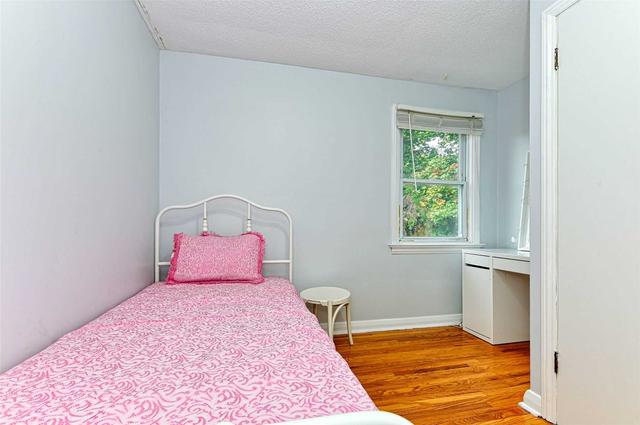 2273 King St E, House attached with 3 bedrooms, 1 bathrooms and 2 parking in Hamilton ON | Image 8