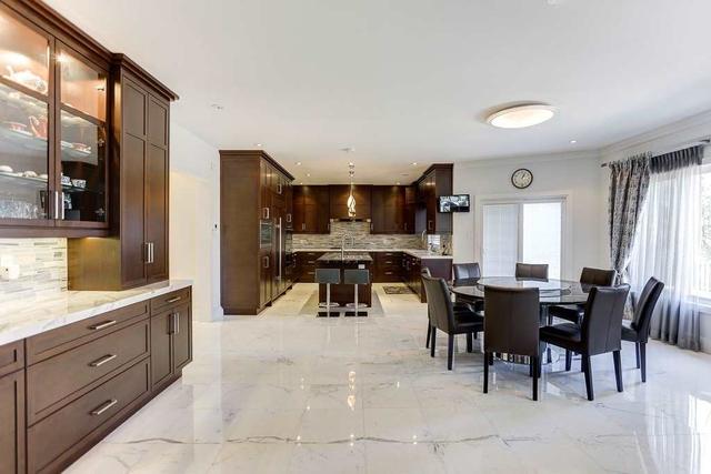 216 Dunview Ave, House detached with 5 bedrooms, 8 bathrooms and 9 parking in Toronto ON | Image 3