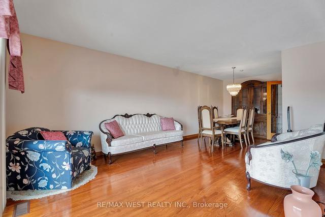 167 Arleta Ave, House semidetached with 4 bedrooms, 3 bathrooms and 6 parking in Toronto ON | Image 33