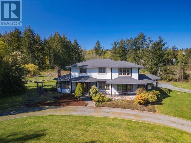 3240 Kilipi Rd, House detached with 5 bedrooms, 4 bathrooms and 5 parking in Cowichan Valley A BC | Image 3