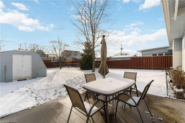 343 Dufferin Street, House detached with 4 bedrooms, 2 bathrooms and 2 parking in Fort Erie ON | Image 35