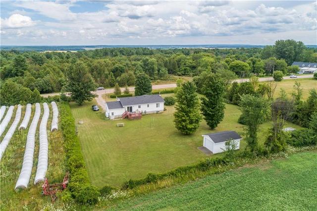 983 Bulger Road, House detached with 3 bedrooms, 1 bathrooms and 10 parking in North Algona Wilberforce ON | Image 4