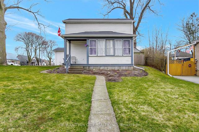 85 Elliott St, House detached with 3 bedrooms, 1 bathrooms and 5 parking in Cambridge ON | Image 1