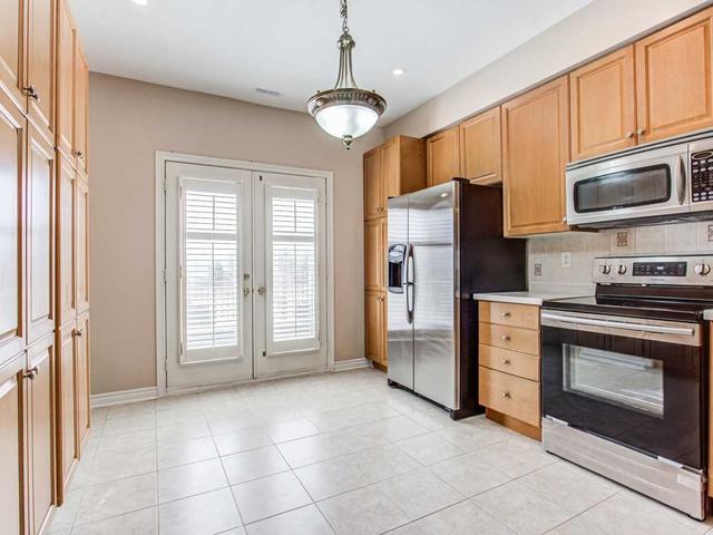 145 David Dunlap Circ, House attached with 3 bedrooms, 3 bathrooms and 2 parking in Toronto ON | Image 21
