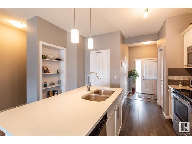 56 - 8209 217 St Nw, House attached with 3 bedrooms, 2 bathrooms and null parking in Edmonton AB | Image 4