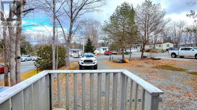 14 Ellenwood Street, Home with 5 bedrooms, 1 bathrooms and null parking in Queens NS | Image 7